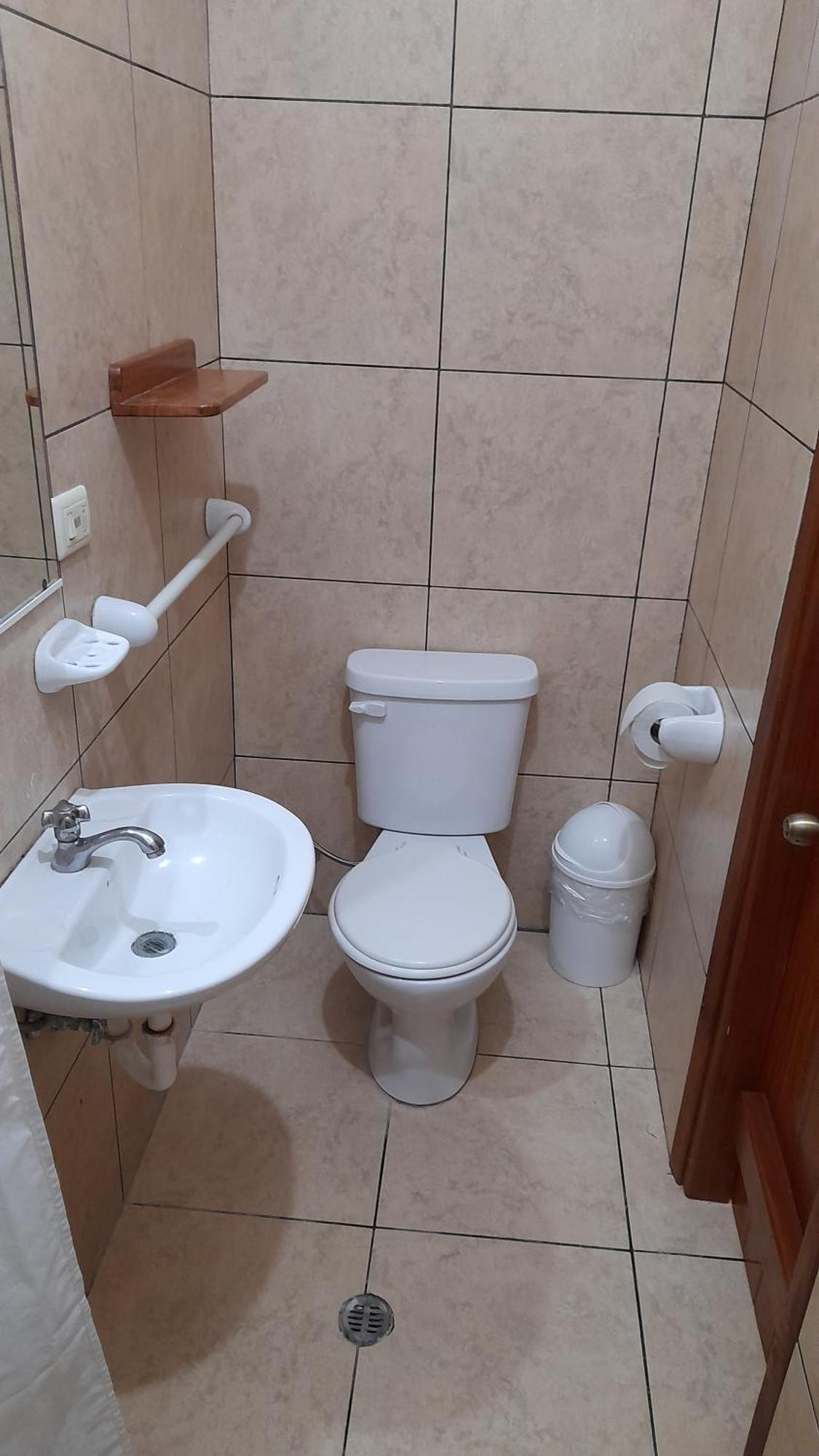 El Paraiso Пуерто Айора Стая снимка